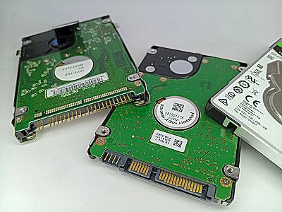 2,5 Zoll IDE und SATA Festplatte